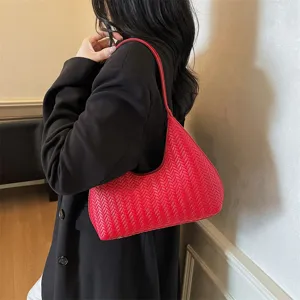 Sac épaule tissé rouge pour femme, sac hobo croissant mode rétro, sac cabas chic pour travail.