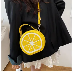 Carina borsa a tracolla gialla a forma di limone da donna, elegante borsa di frutta.