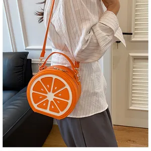 Borsa a tracolla carina a forma di fetta di agrumi da donna elegante borsa casual in pelle PU