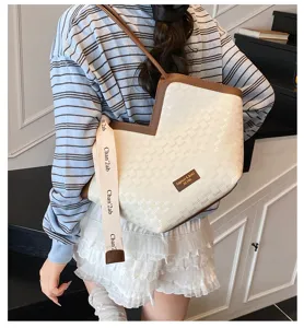 Κομψή γυναικεία τσάντα ώμου, μεγάλη shopper τσάντα με μοντέρνο και κομψό σχέδιο.
