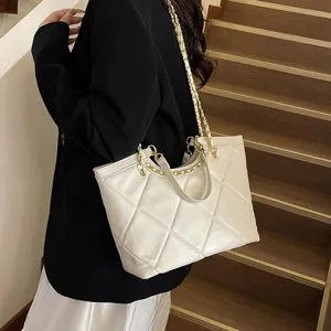 White quilted tote bag for women, elegant pu leather shoulder bag with golden chain strap.