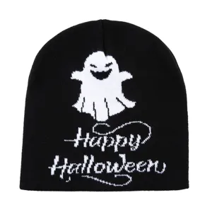 Schwarze Halloween Strickmütze mit weißem Geist und Buchstaben Jacquard für den Winter.