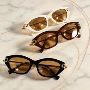 Chic cat eye zonnebril voor vrouwen luxe metalen kralen pootjes stijlvolle zonnebril weergave