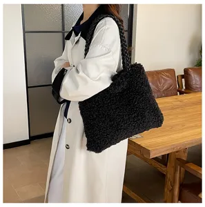 Cómodo bolso tote negro y esponjoso para mujer, elegante bolso de hombro de piel sintética suave
