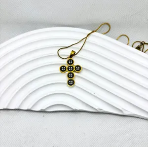 Vintage acier inoxydable croix pendentif collier avec incrustation noir et blanc bijoux