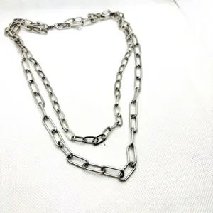 Collier chaîne trombone double couche argenté, bijoux minimalistes en acier titane tendance.