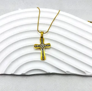 Collier Pendentif Croix Dorée Strass Serti Style Gothique Bijou De Mode Accessoire