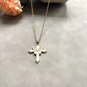 Collier pendentif croix papillon chic en alliage, bijoux tendance style Y2K mode.