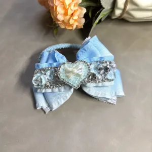 Chouchou bleu pour cheveux avec strass étincelants et cœur, accessoire Lolita mignon.