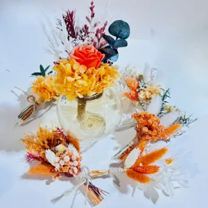 Colorful preserved mini dried flower bouquets set with glass vase for home decor wedding gift