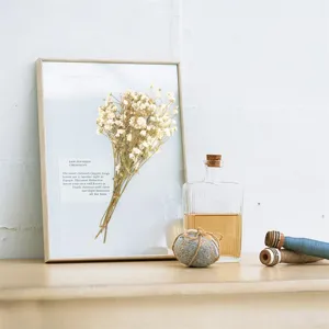 Dried baby's breath flower specimen photo frame home decor botanical art piece aesthetic ornament.