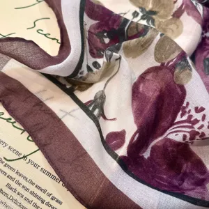Sciarpa lunga stampata floreale donna scialle leggero traspirante design floreale vintage accessorio