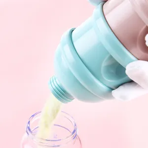 Handige draagbare stapelbare baby melkpoeder dispenser en snackcontainer voor op reis.