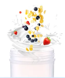 Φορητό πλαστικό shaker ποτήρι για fitness, ιδανικό για την ανάμειξη ροφημάτων και πρωτεΐνης.