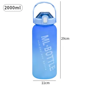 Große 2000ml Kapazität verlaufende matte Kunststoff-Wasserflasche mit tragbarem Griff.