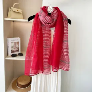 Femme écharpe longue à carreaux rouges, douce mélange laine hiver chaude mode polyvalente.