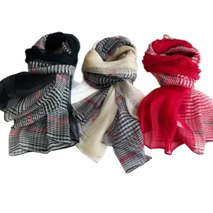 Écharpe longue à carreaux en mélange soie et laine pour femme, châle chaud mode hiver.