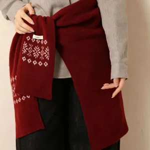 Korean style retro knitted jacquard shawl scarf for women, warm winter woolen accessory.