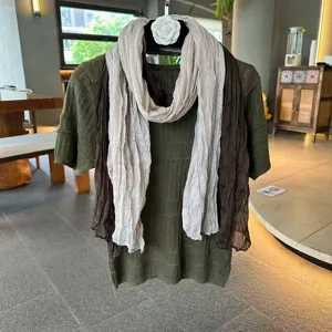 Fashion pleated scarf set with knitted top, elegant autumn winter warm shawl, versatile design.