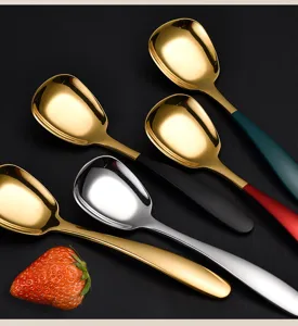 Creative stainless steel square dessert spoon and cake spoon with elegant handle design.