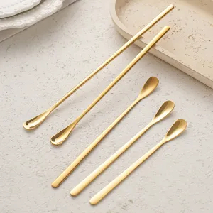 Goldene langstielige Edelstahl Rührlöffel Set für Kaffee, Dessert und Getränke Mixen.
