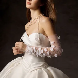 Guanti da sposa lunghi in tulle con fiori 3D e perle accessori per braccia nuziali