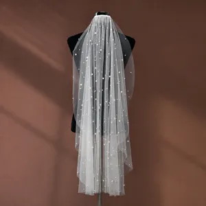 Witte korte bruidssluier met parels en kam, elegante huwelijkssluier voor bruiden en dames.