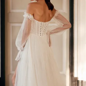 Élégantes manches de mariée en tulle blanc épaules dénudées plissées longues accessoires