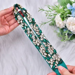 Magnifique ceinture de mariee vert fonce en strass cristal ruban satin elegant mode