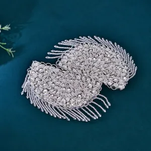 Handgemachte Kristall Perlen Schulterpolster Fransen Strass Applikation Details Kleid.
