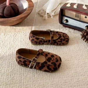 Girls leopard print Mary Jane flat shoes retro children soft sole single shoes main view