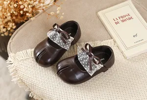 Zapatos marrones para niñas con puntera dividida y lazo de encaje, suaves zapatos de princesa.