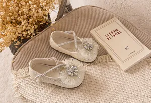 Glitzernde Strass Schleife Kleinkind Prinzessin Schuhe, süße flache Partyschuhe für Mädchen.