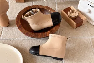 Kinder schicke zweifarbige Stiefeletten, beige und schwarze Kappe kurze Stiefel Fruehling.