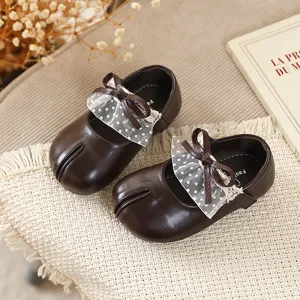 Zapatos de cuero con punta dividida para niñas con lazo de encaje estilo princesa coreana