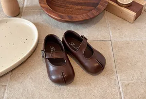 Zapatos Mary Jane retro de cuero para niños, zapatos marrones vintage para niñas.
