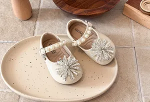 French style pearl little leather shoes for toddler girls with rhinestone bow and soft sole.