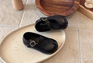 Zapatos Mary Jane negros de bebé retro, zapatos de princesa Tabi de cuero suave.