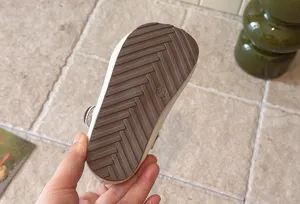 Kleinkind Prinzessin Kleidschuhe flacher Boden weiche Sohle rutschfest süße Kinderschuhe Detailansicht