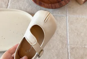 Niña pequeña zapatos planos retro Mary Jane suela blanda lindos zapatos de princesa