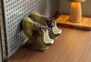 Kids vintage retro sneakers green suede star design comfortable soft sole autumn casual shoes