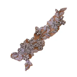 Handgenaaide strass kant applicatie met parels op nude mesh, trouwjurk DIY accessoire