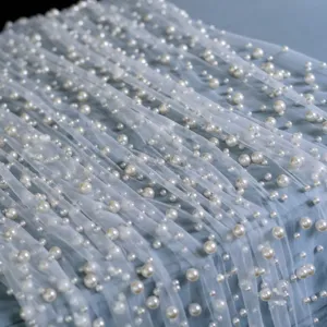 Weißer Perlen-Netzstoff Tüll Brautschleier Material mit Perlen für DIY Nähhandwerk.
