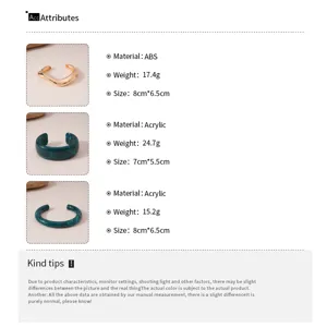 Geometrisches unregelmäßiges offenes Armband Detailansicht mit Material- und Grössenangaben.