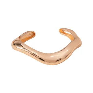 Geometrisches unregelmäßiges glattes offenes Armband Luxus Mode Statement Armschmuck