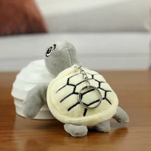Mignon porte-clés en peluche de tortue de mer, petit pendentif de poupée en peluche.