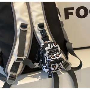 Mini Leo Rucksack Anhänger stilvolle kleine Geldbörse Tasche für Damen Alltag chic