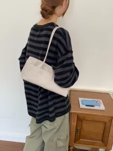 Minimalist shoulder tote bag for women daily commute casual underarm handbag stylish