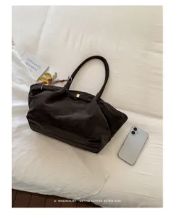 Large capacity retro tote bag, casual slouchy shoulder bag for women, stylish daily commute style.