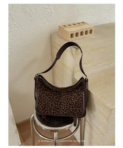 Korean style leopard print faux suede shoulder bag, chic retro minimalist design, casual tote.